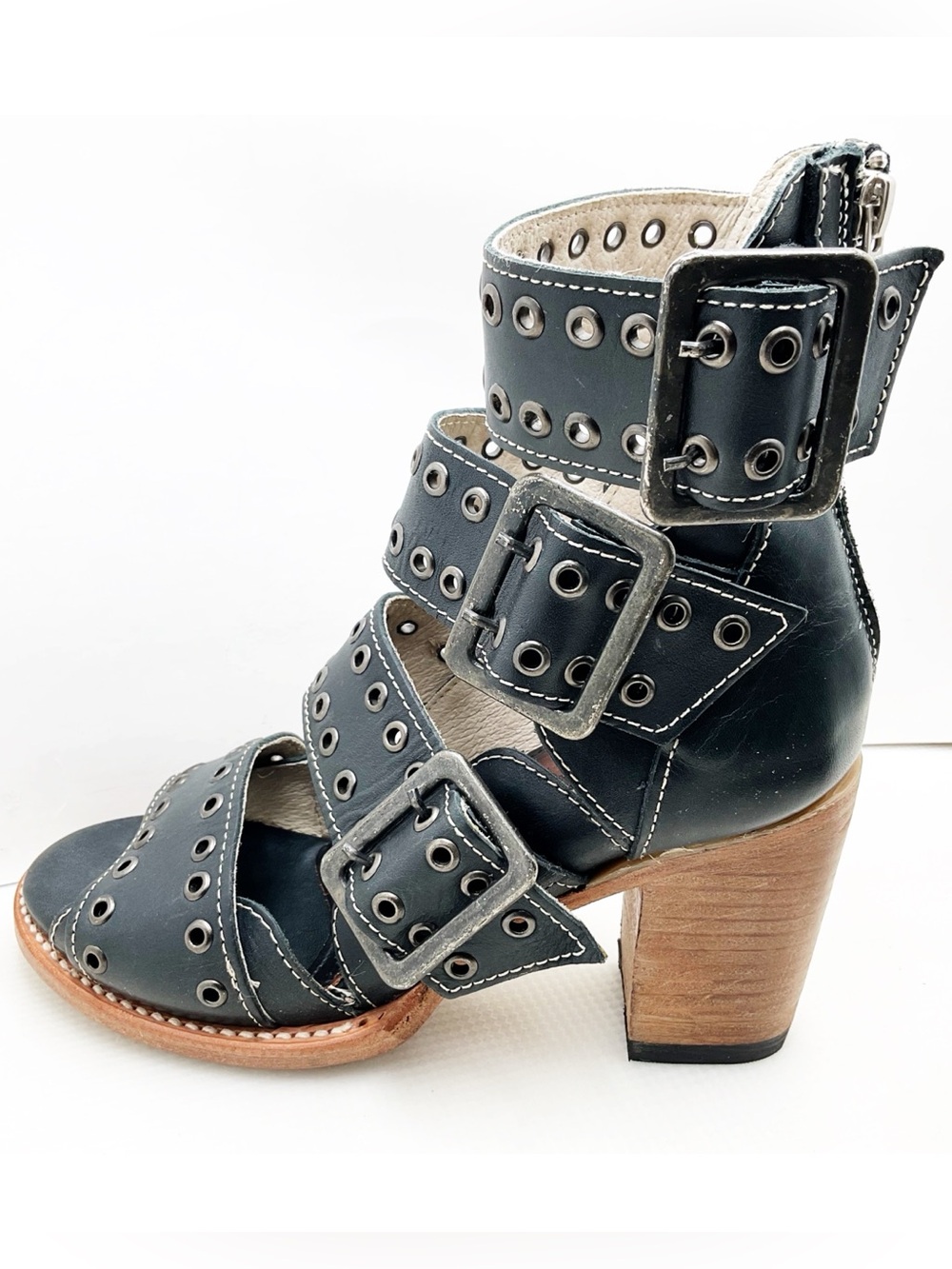 🆕{Freebird} Blake Gladiator Sandals - Picture 5 of 16